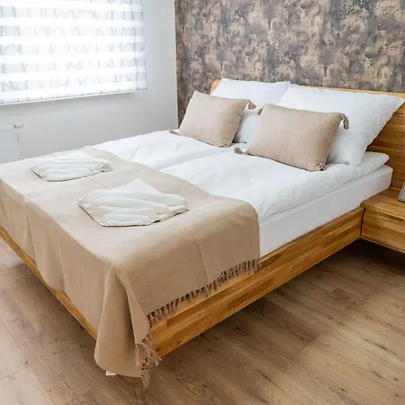 Apartmoments Jazero *